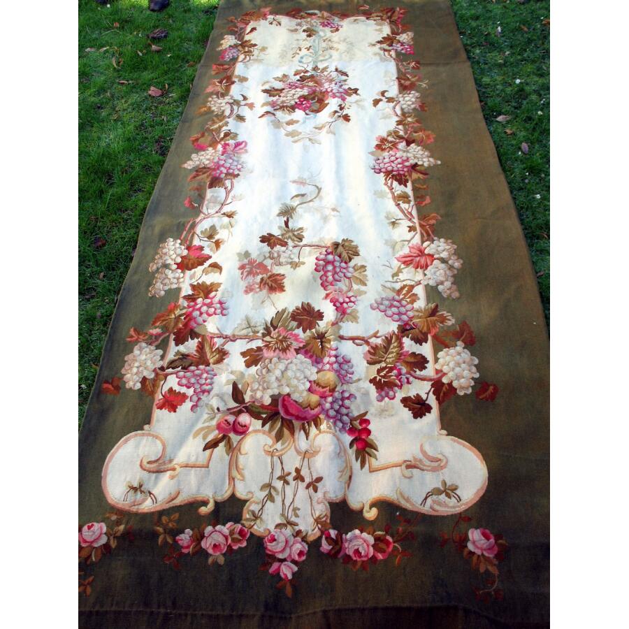 Tapisserie portière N.III décor de raisins