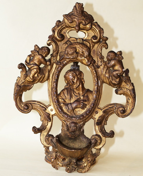 Bennitier bois doré époque XVIII