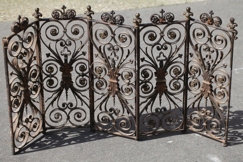 Ecran de cheminée circa 1880