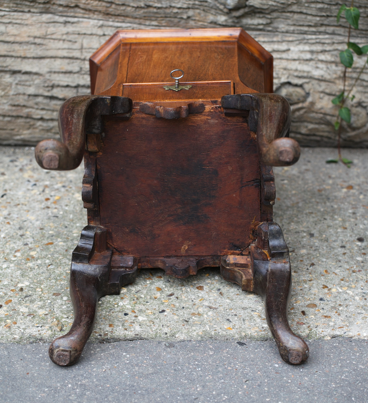 Plant holder Englend 18th