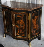 Commode  portes poque XVIII