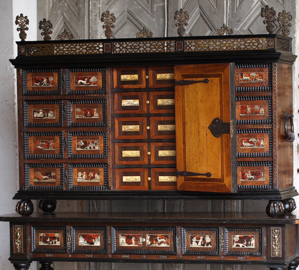 Cabinet  époque XVII