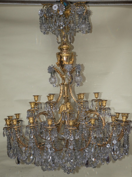 Lustre 30 bras de lumières circa 1860