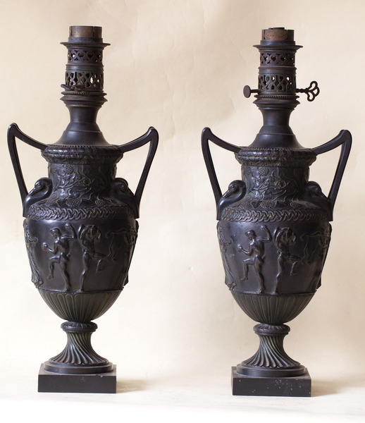 Paire de lampes bronze à l'antique 1880