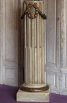 Column of Louis XVI style