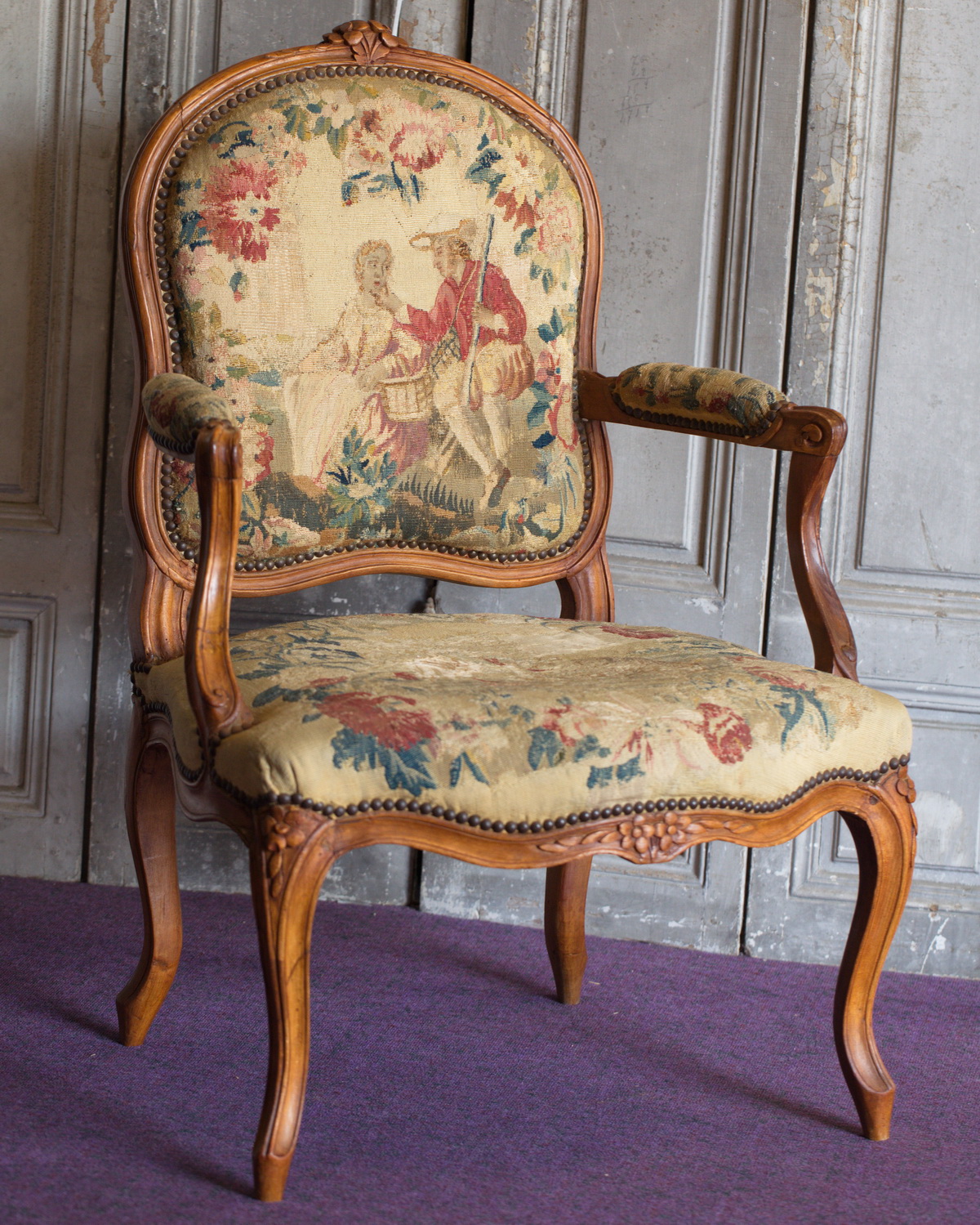 suite de 4 fauteuils à la Reine époque Louis XV