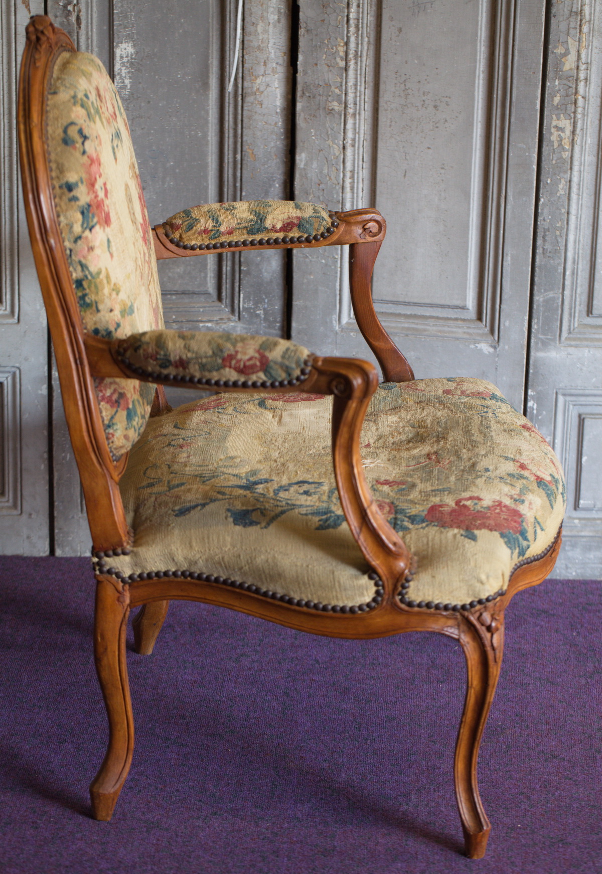 suite de 4 fauteuils à la Reine époque Louis XV