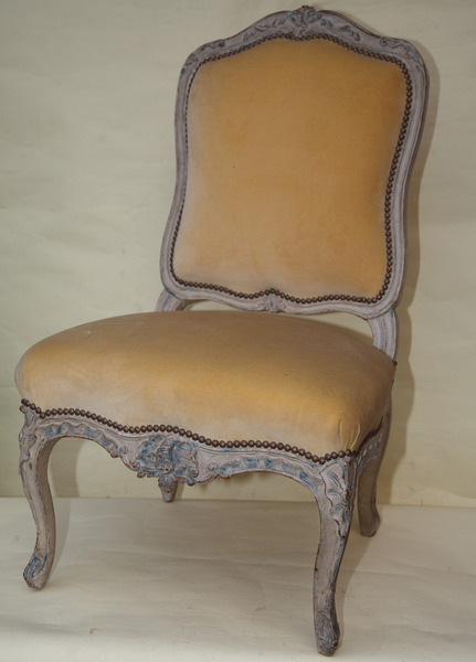 Chaise basse à la Reine époque Louis XV