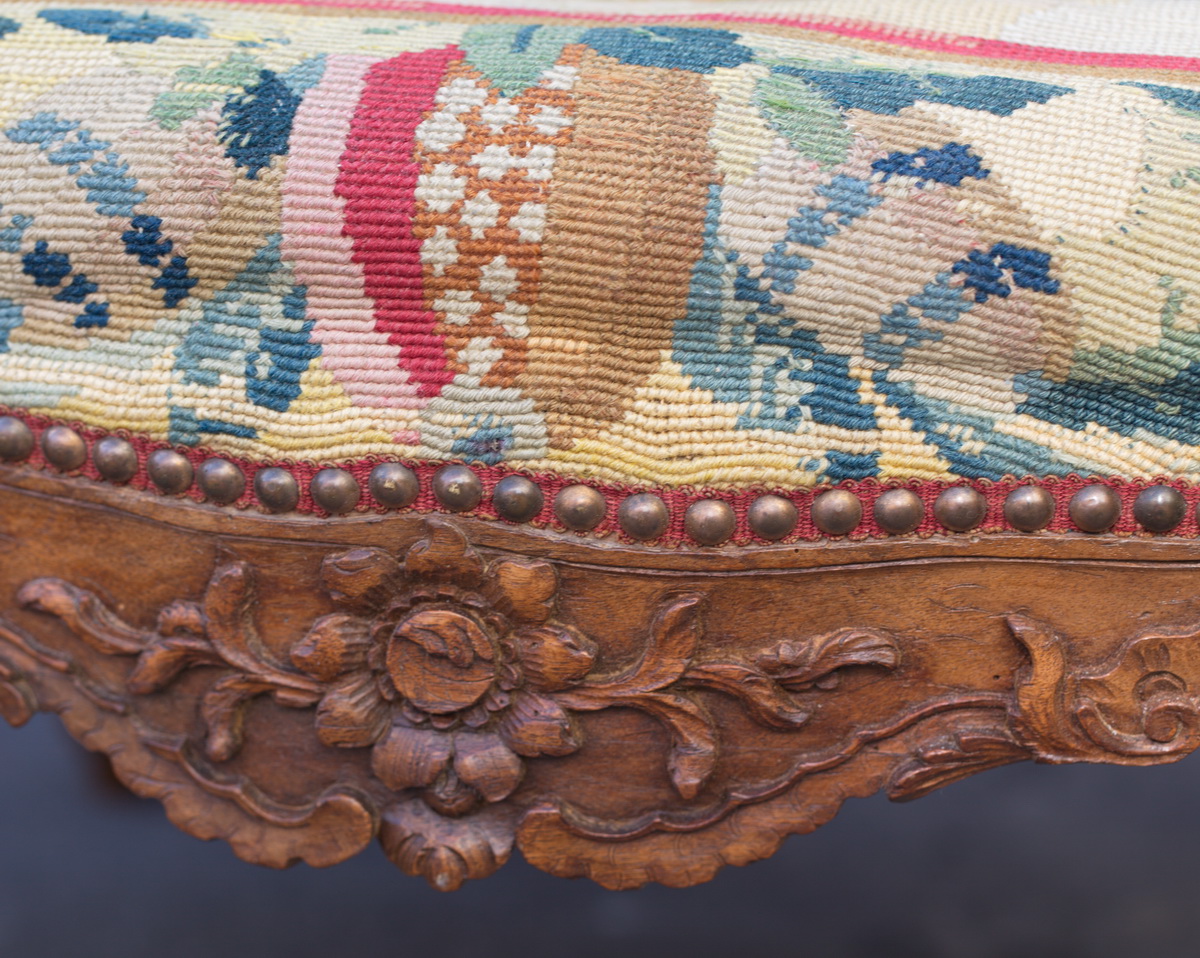 Paire de fauteuils époque Louis XV