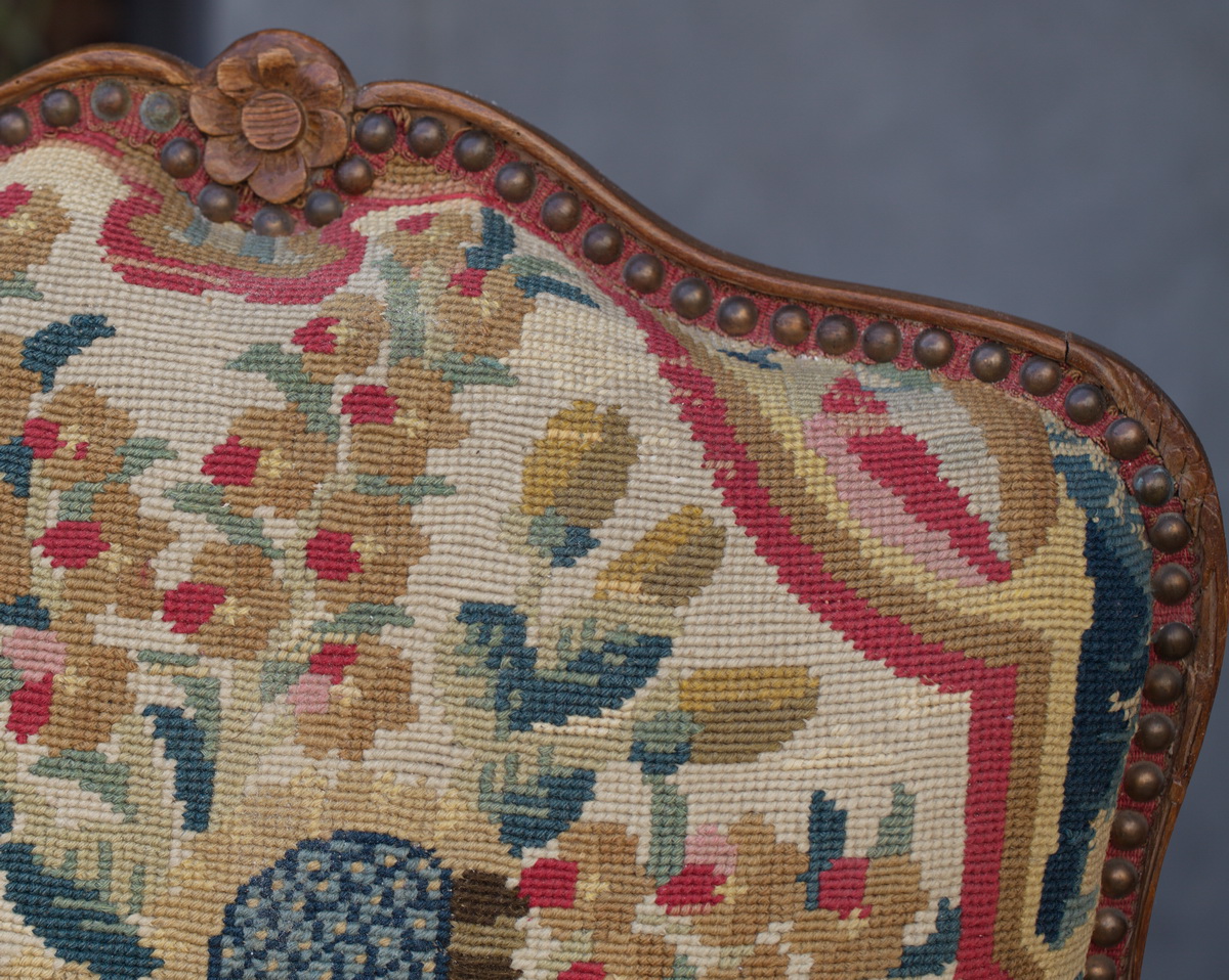 Paire de fauteuils époque Louis XV