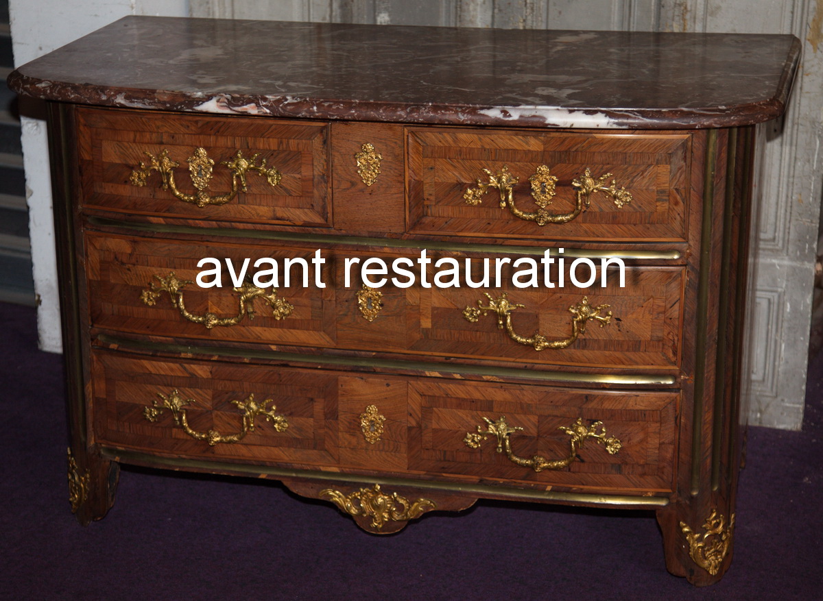 Commode époque Régence