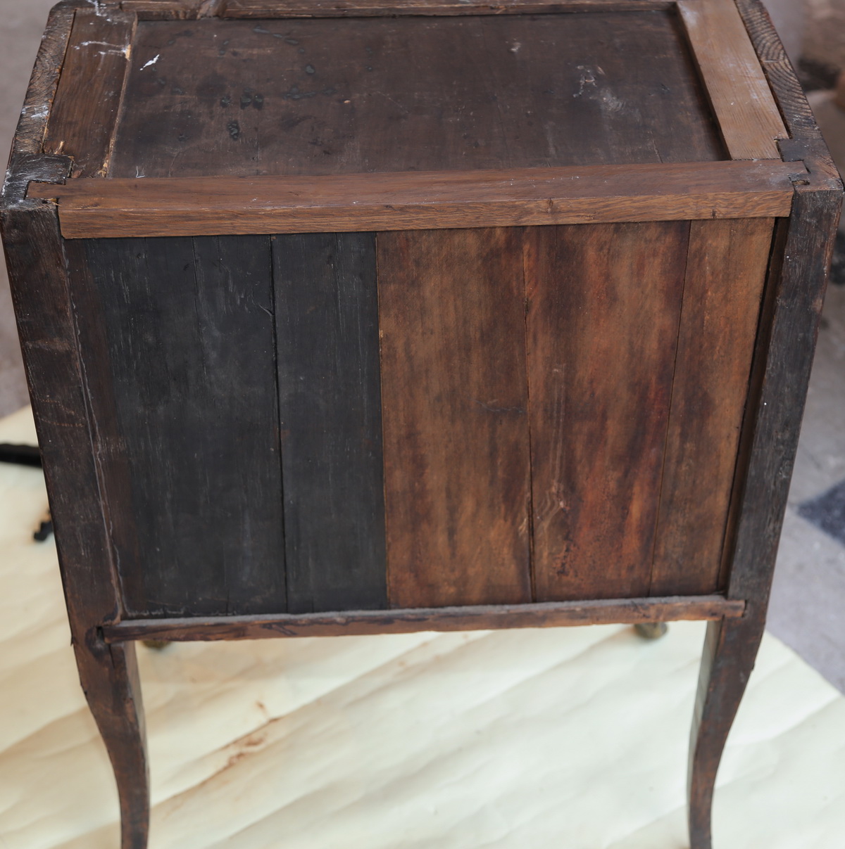Commode XVIII