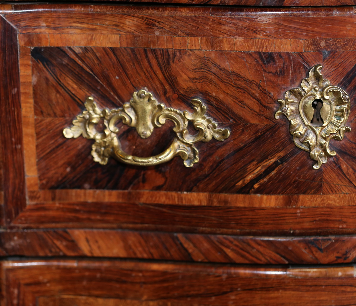 Commode XVIII