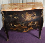 Commode en laque circa 1880