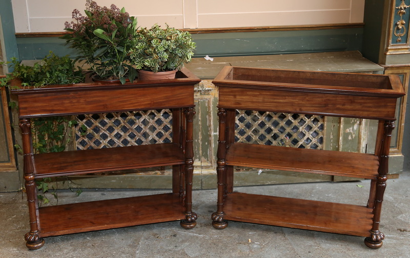 Paire de jardinières circa 1840