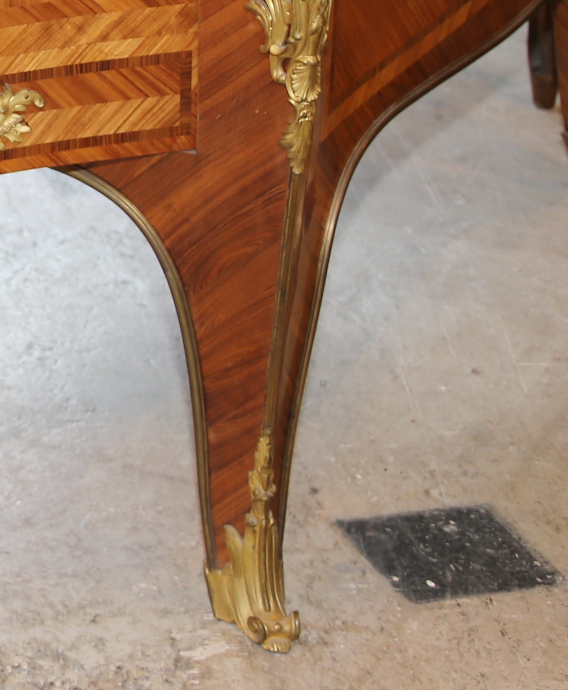 Important Bureau plat style Louis XV circa 1880