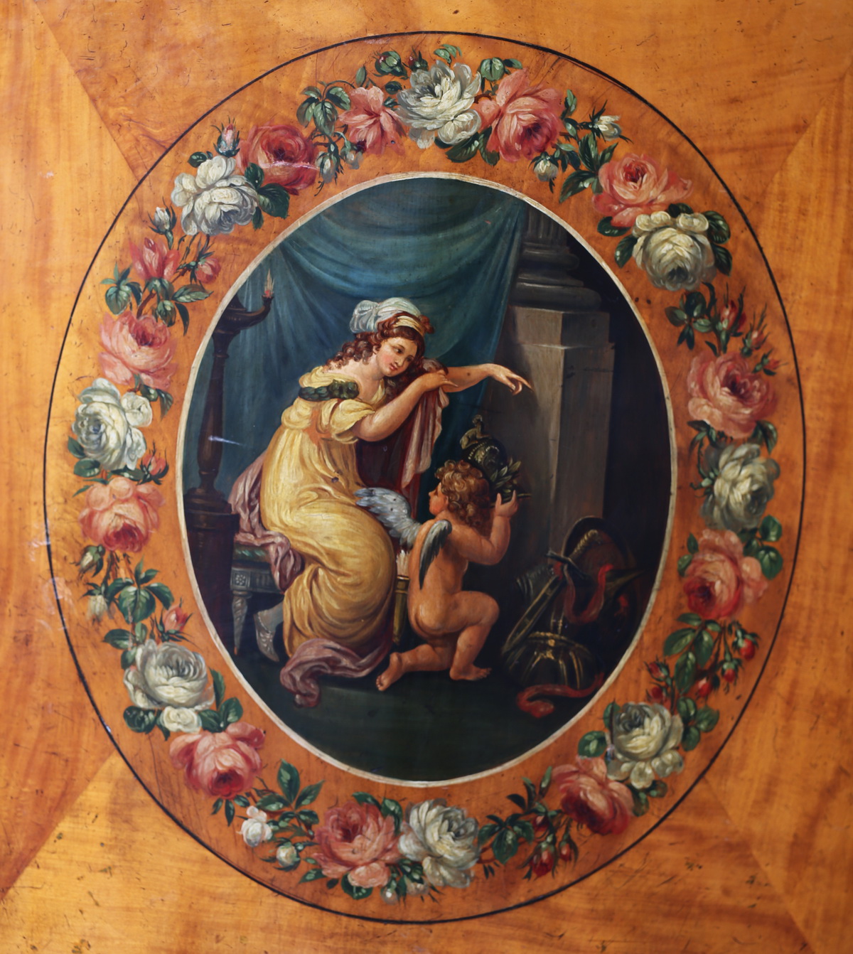 Commode demi lune fin de l'époque Victorienne