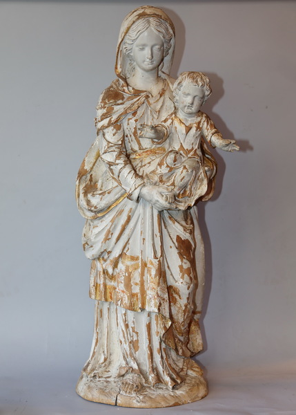 Vierge à l'enfant en bois sculpté XVIII