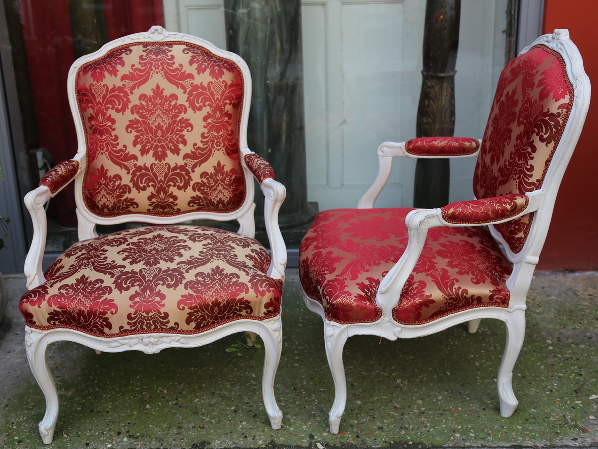 Pair of Louis XV armchairs by MEUNIER