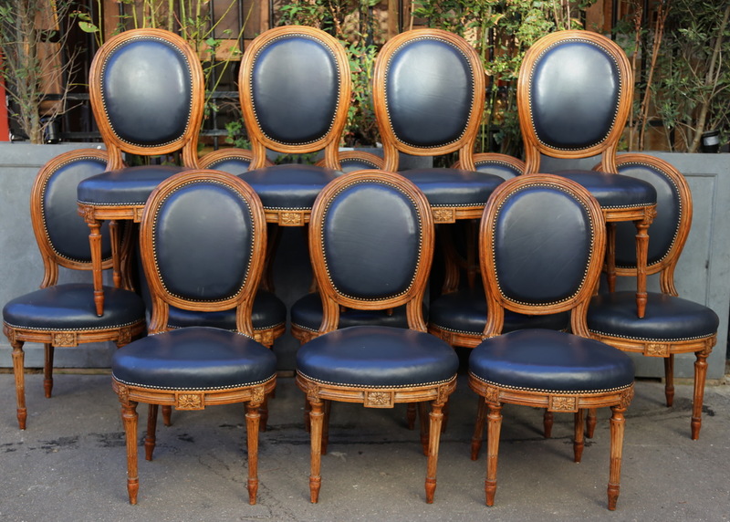 12 chaises époque Louis XVI