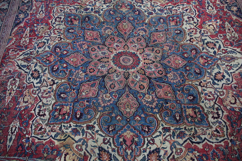 Important tapis IRAN début XXème