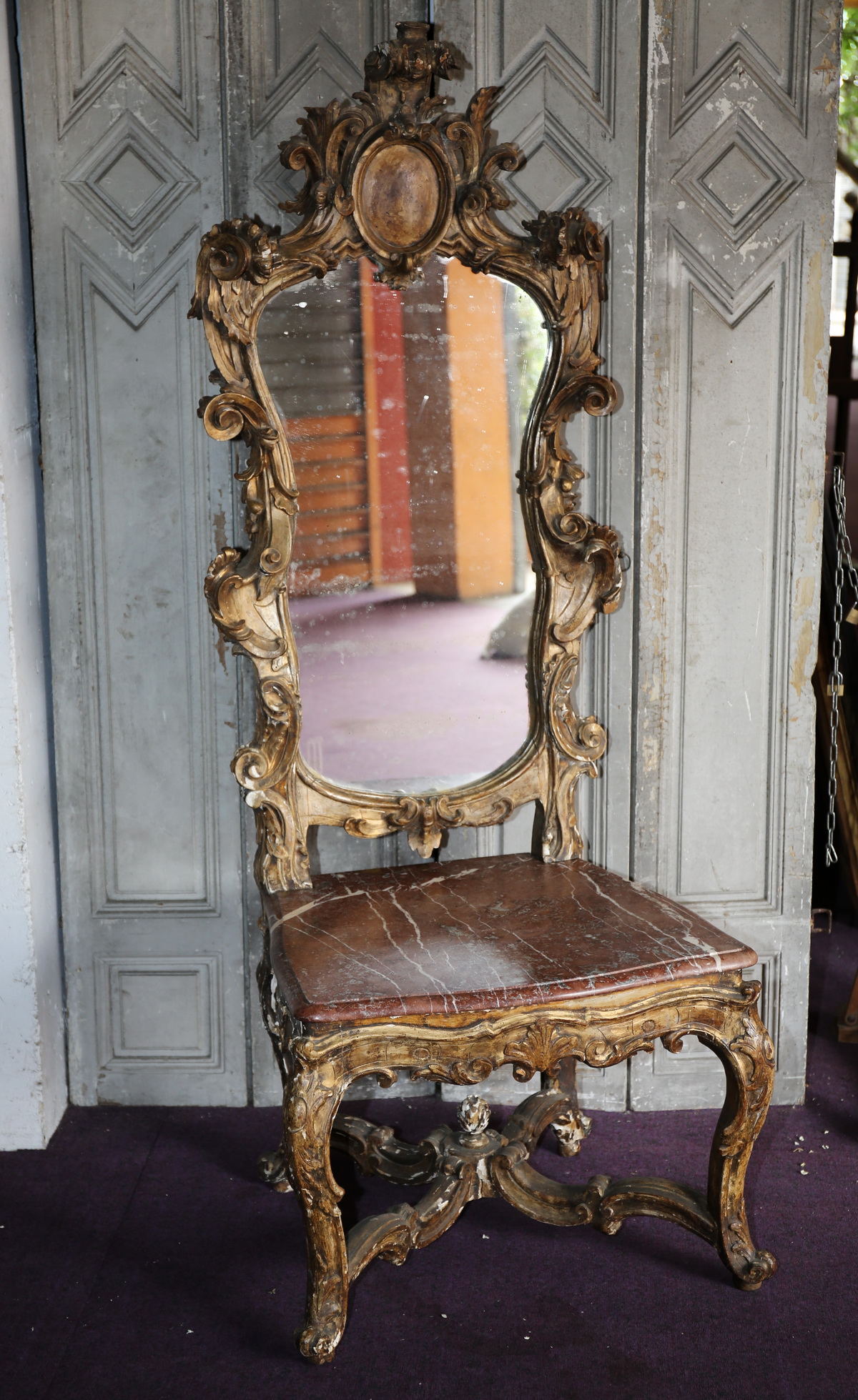 Chaise d'aparat transformée époque XVIII