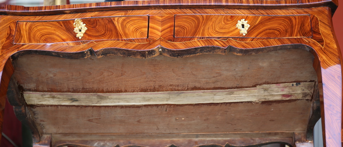 Table bureau époque fin XVIII