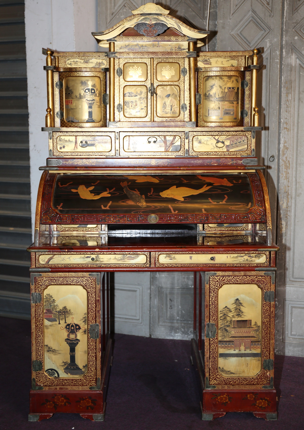 Lacquered desk from Japan circa 1880