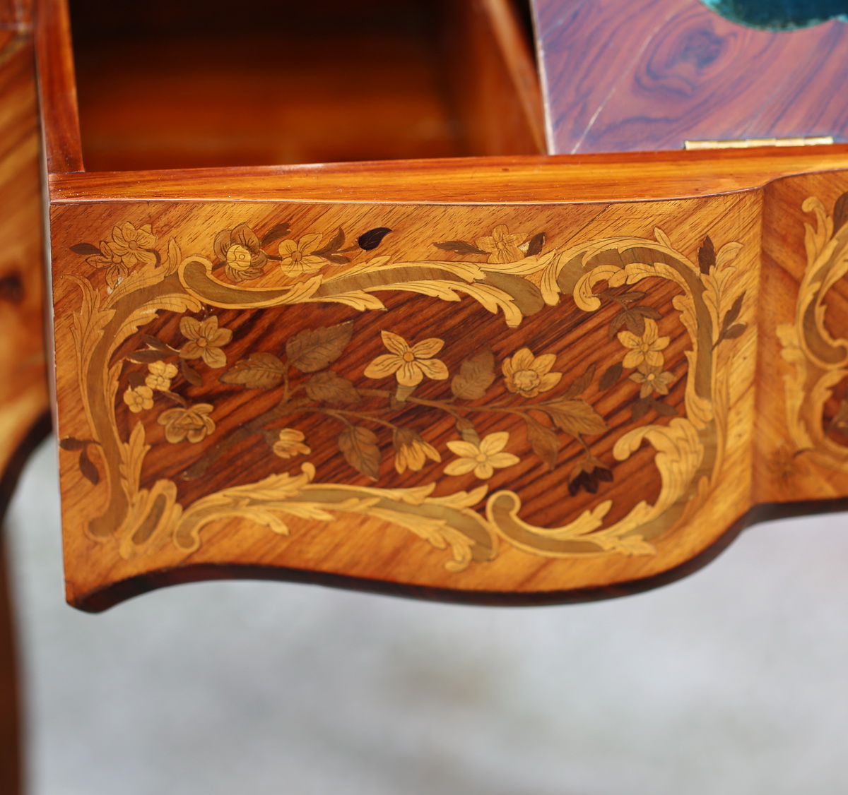 Table écritoire style Transition circa 1880
