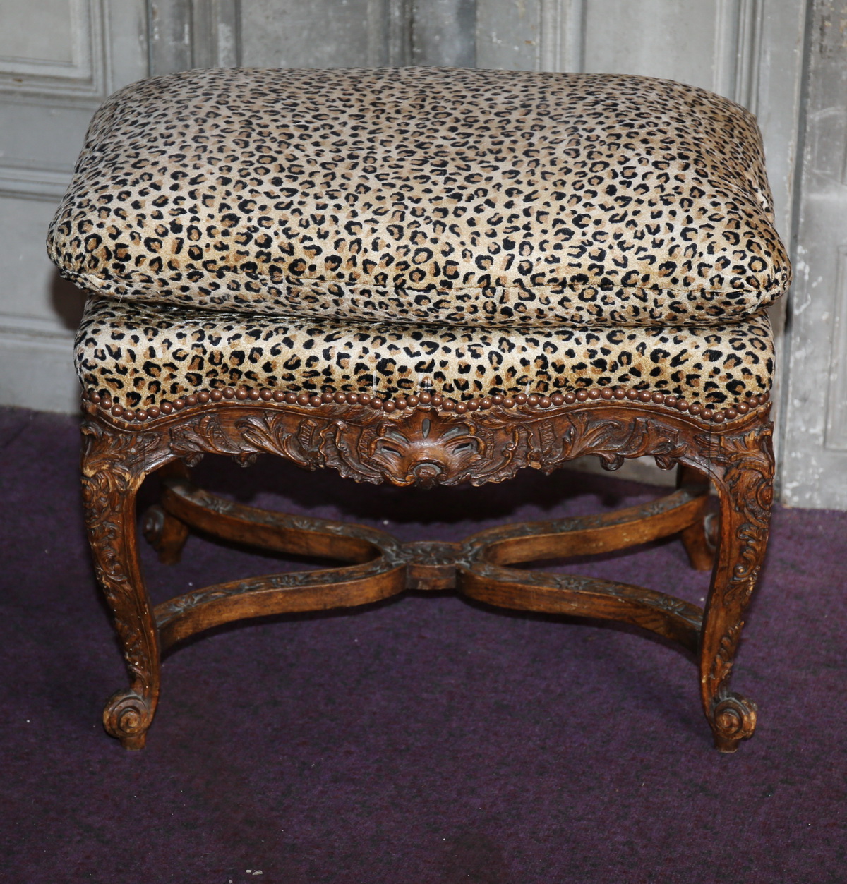 Tabouret style Louis XV