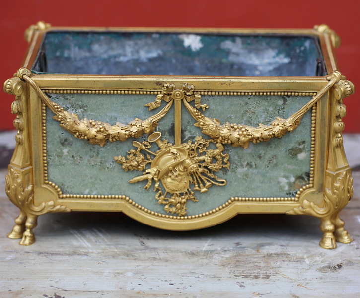 Jardinière circa 1880