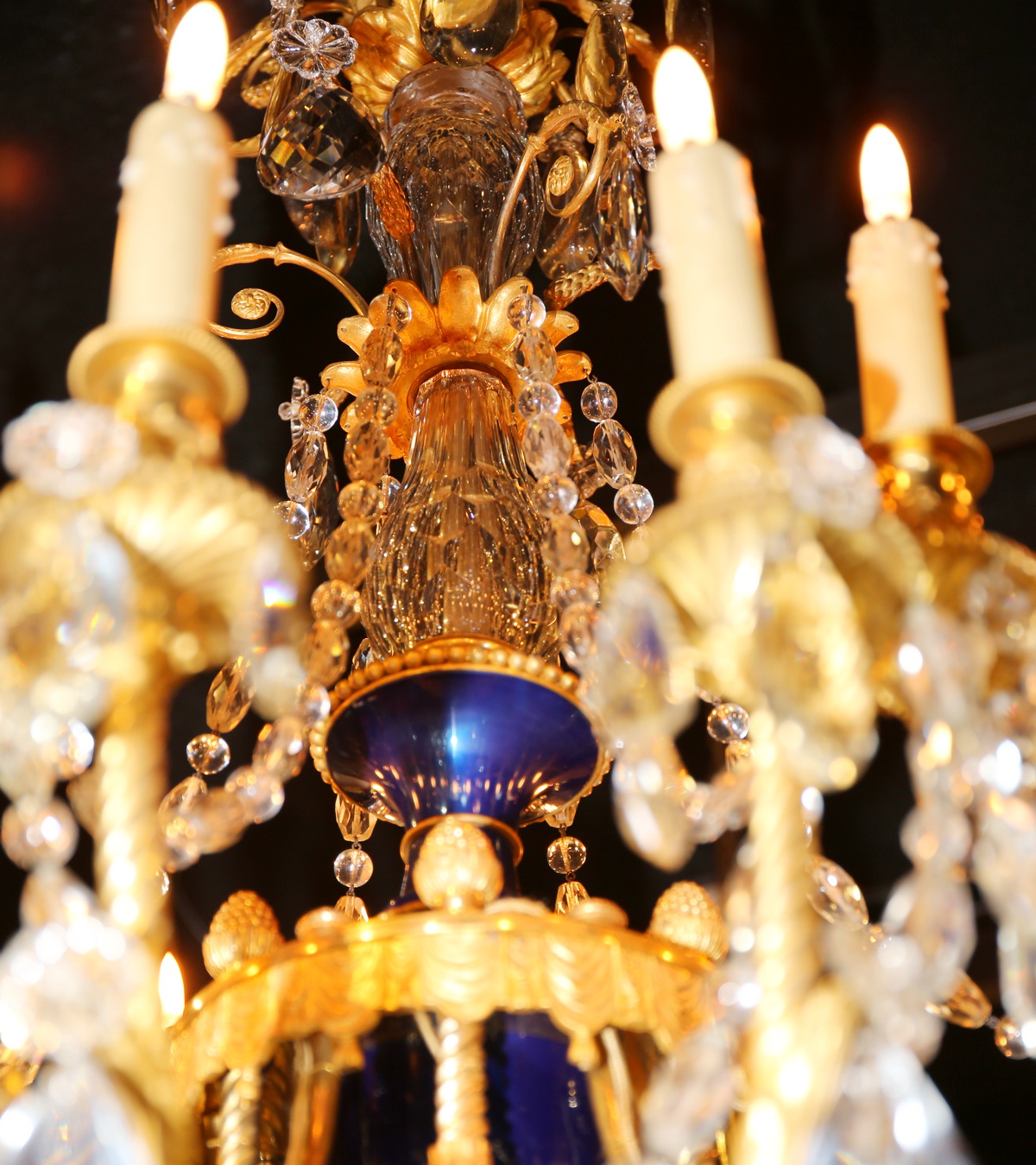 Lustre 18 lumières style Louis XVI début XXème