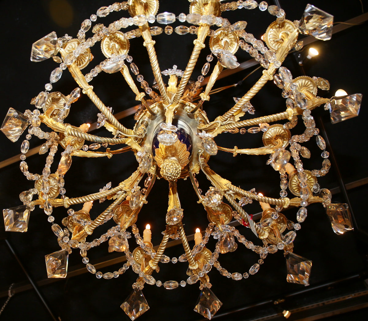 Lustre 18 lumières style Louis XVI début XXème