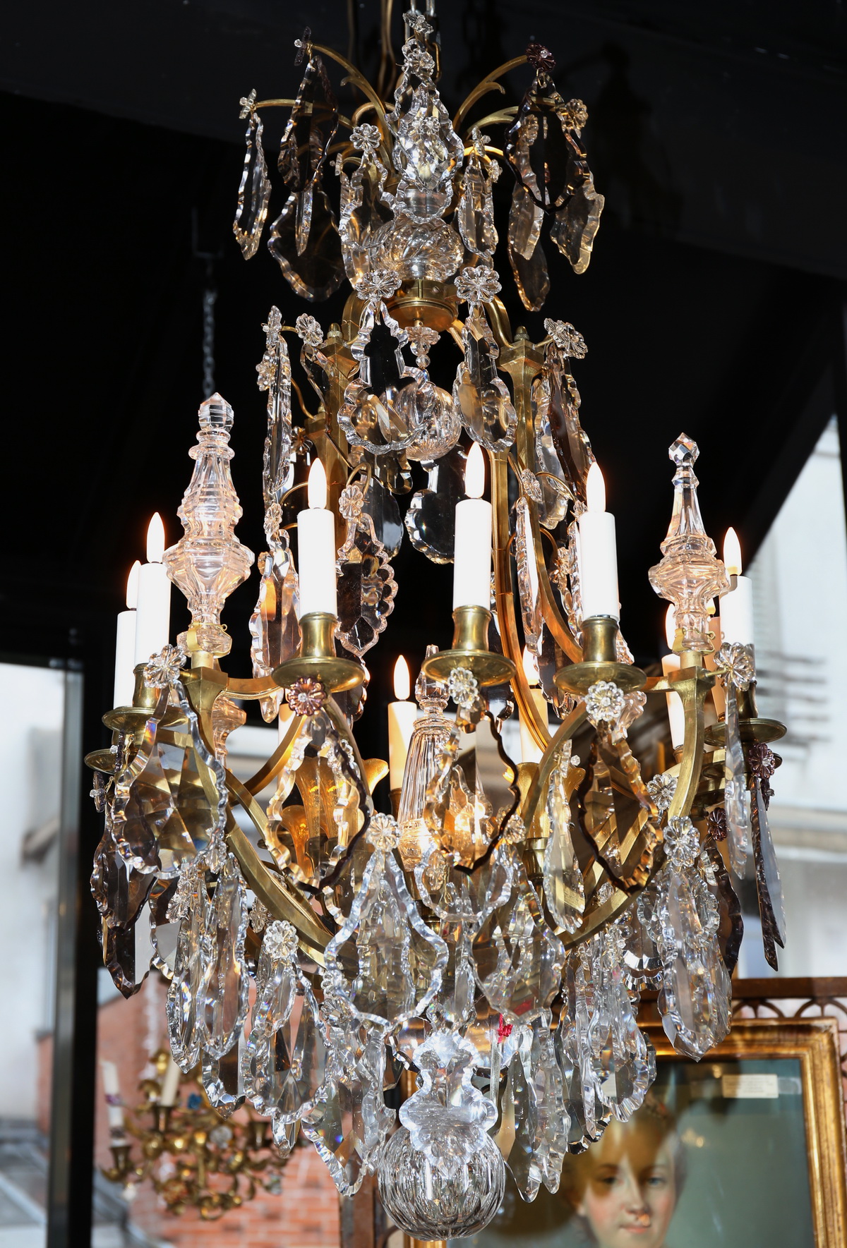 Chandelier cage beginning XX (Baccarat)