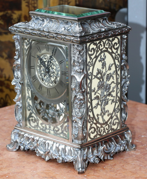 E.GUBELIN à LUCERNE, pendule fin XIX