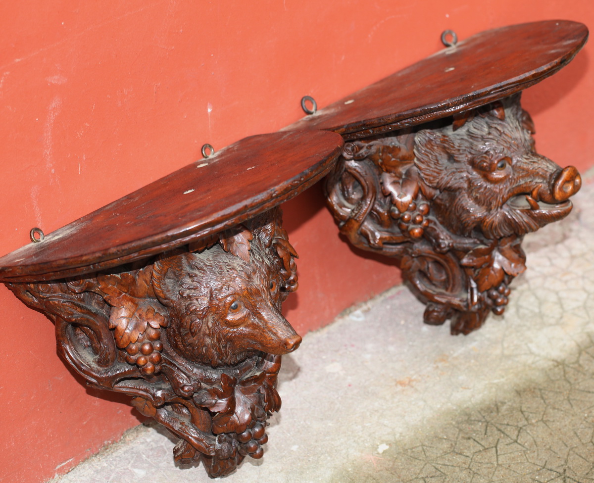 Pair consoles appliques circa 1880