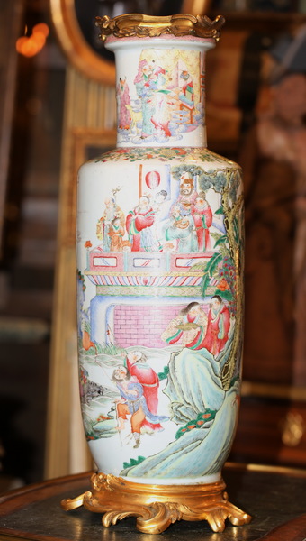 Chine XIXème vase famille rose