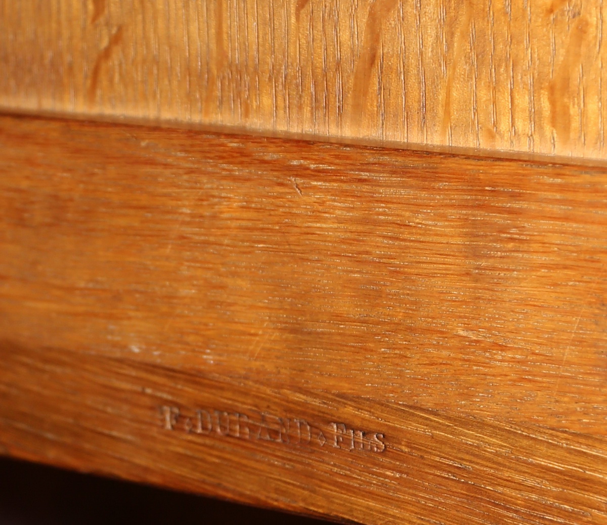 Bureau plat style Louis XVI signé Durand 
