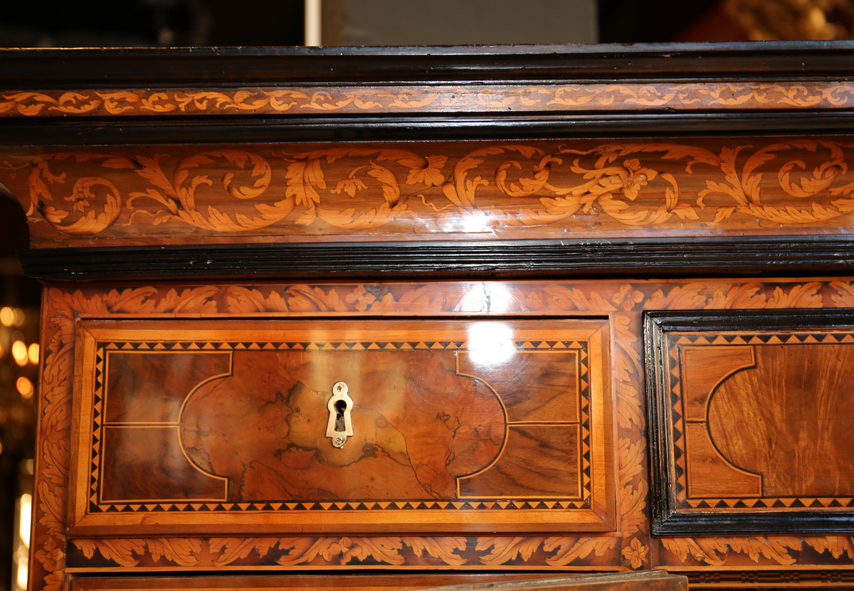 Armoire cabinet, Grenoble XVIIème