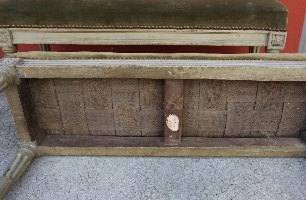 Paire de banquettes Louis XVI circa 1800