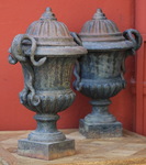 Paire de vases fonte circa 1880