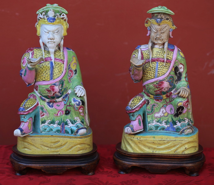 China XVIII pair of dignitaries
