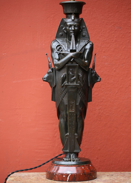 Lampe égyptomania en bronze, circa 1860