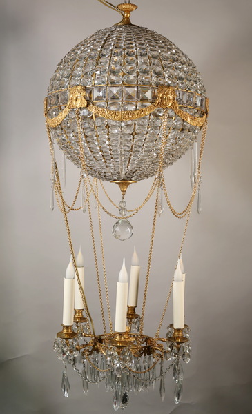 Lustre montgolfière style Charles X