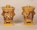 Paris around 1820, pair of pot pourri.