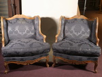 Paire de bergres style Louis XV