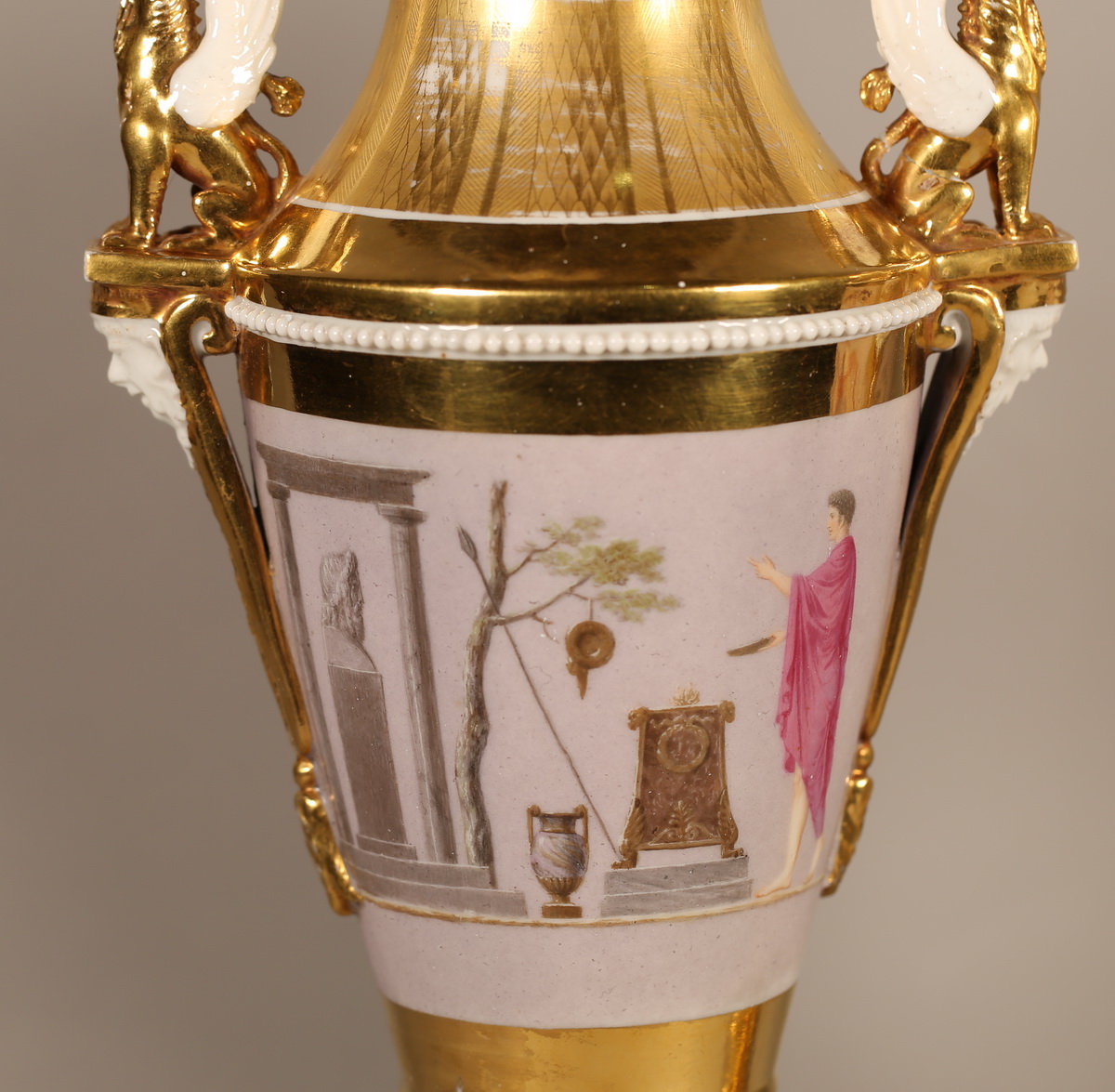 Paris époque Empire, paire de vases.
