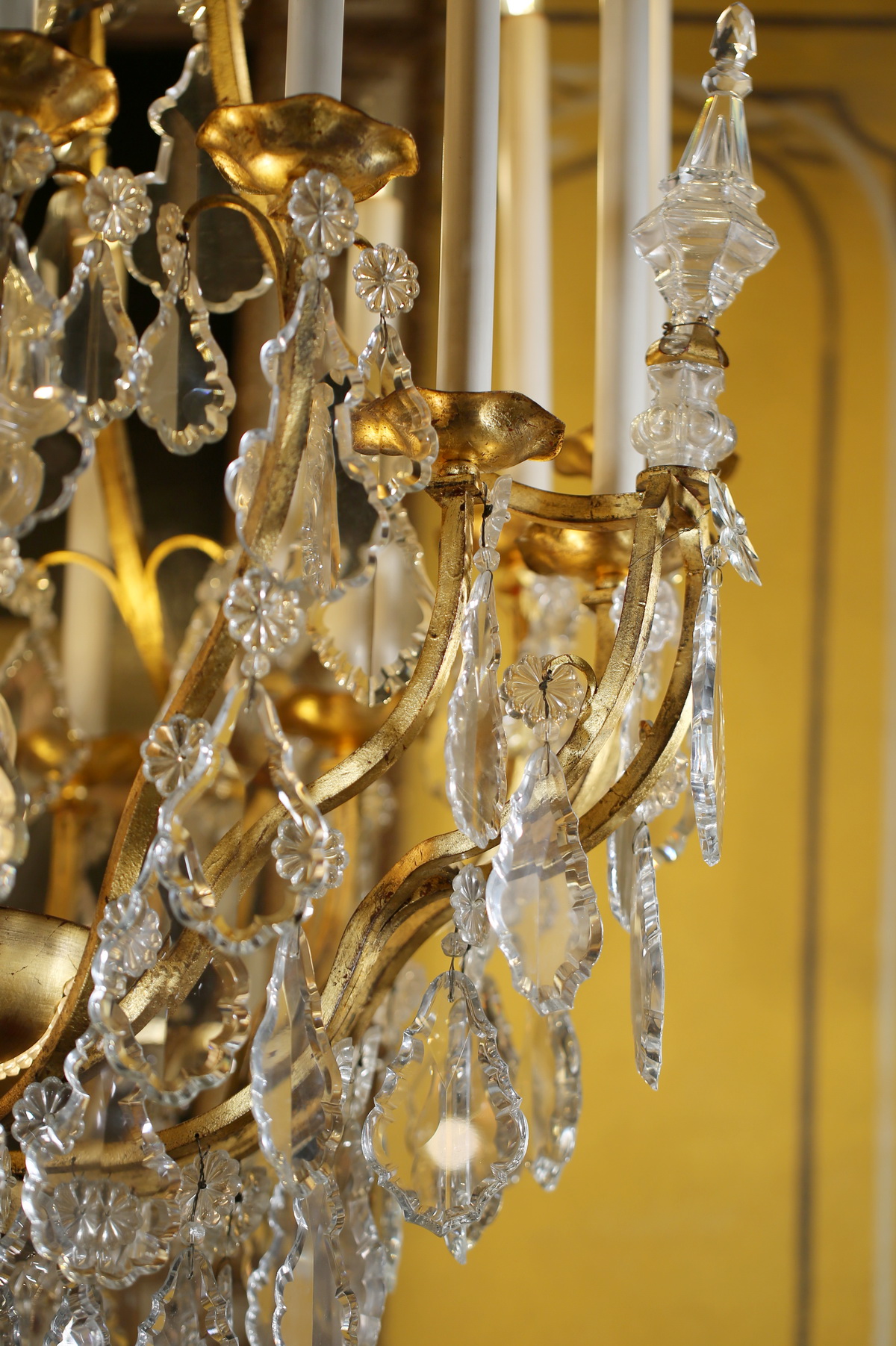 Maison Bagues Louis XV style cage chandelier.