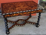 Table de salon de style Hollandais XVII circa 1880