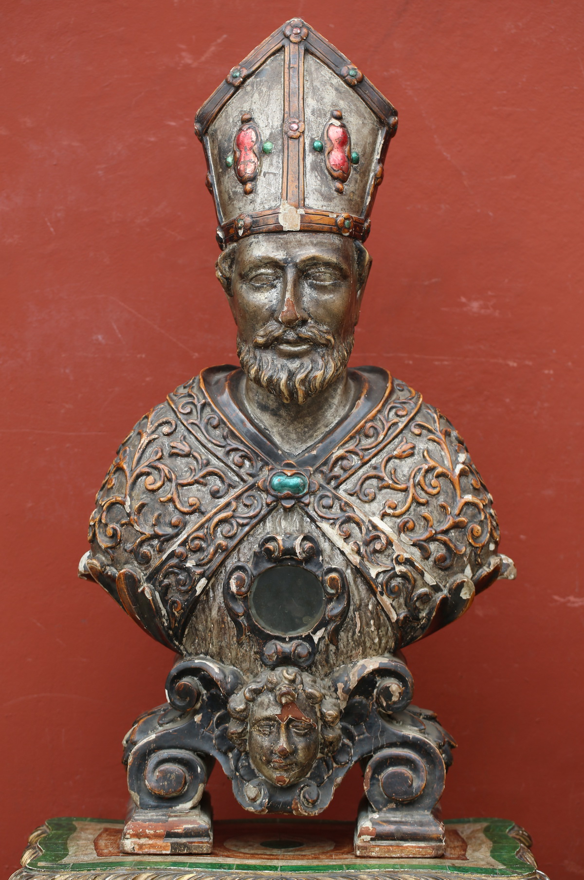 Pair of reliquary busts Italy XVIII